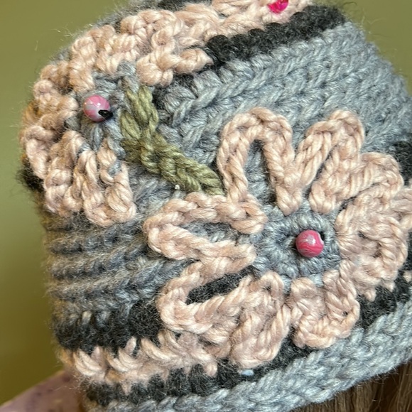 Crochet newsboy medium soft thick acrylic yarn new - Picture 3 of 11